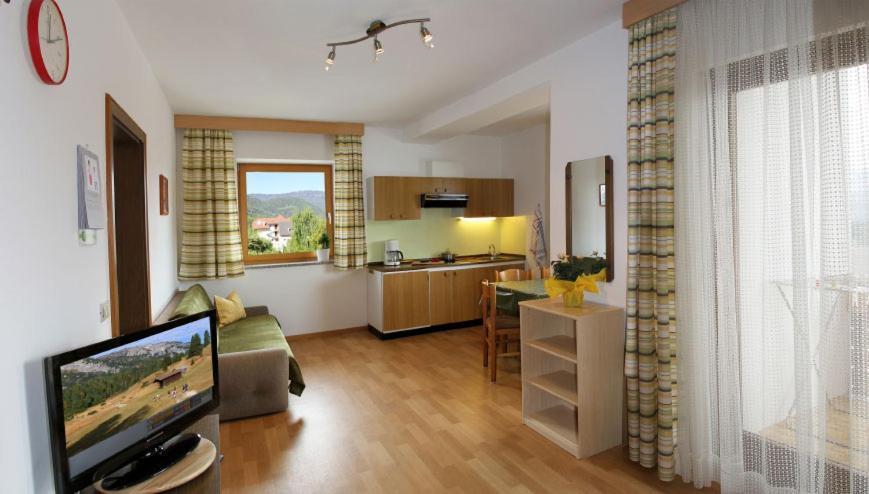 Appartement Schaller San Lorenzo di Sebato Exterior photo